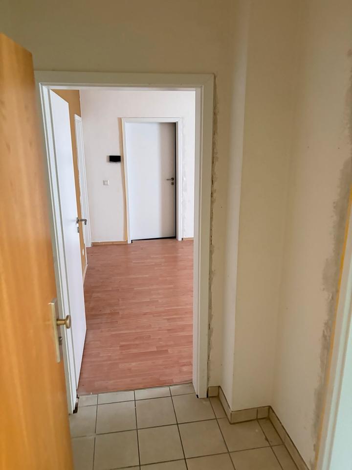 Thumbnail-Helle 2 Zimmer Wohnung in Zentraler Lage