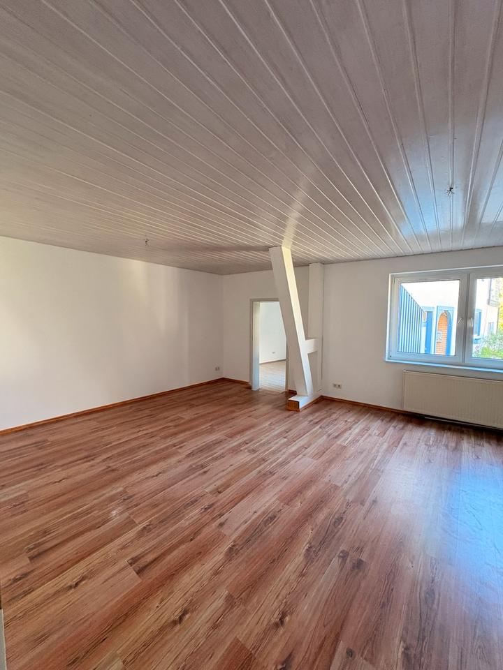 Thumbnail-4 Zimmer Erdgeschosswohnung, 118m2 in Hofgemeinschaft