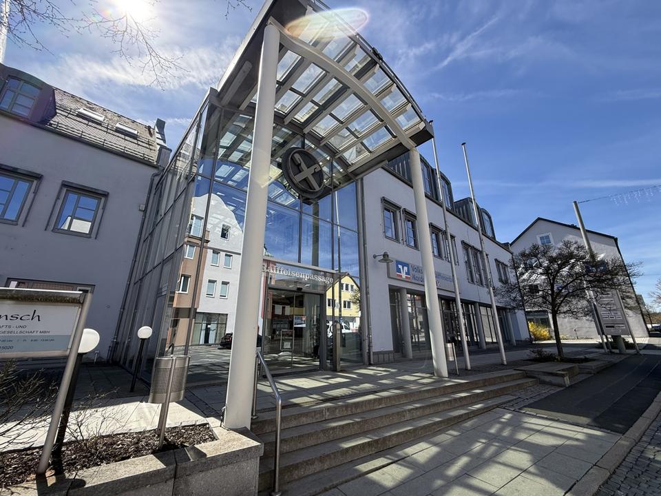 Thumbnail-Kleine Ladenfläche, große Möglichkeiten – ca. 30 m² in Waldsassen, ab September 2026 verfügbar!