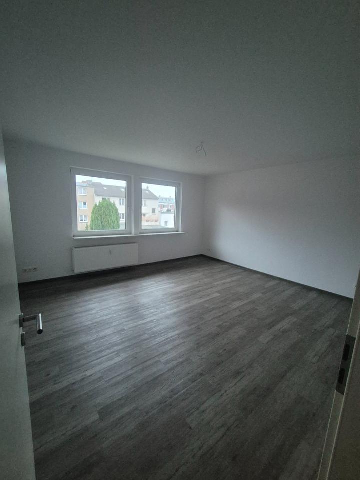Thumbnail-Schöne 2 ZKB Wohnung in Heppens zu vermieten
