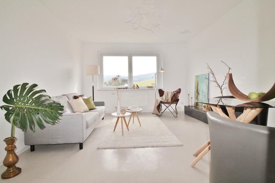 Thumbnail-Helle 2-Raum-Wohnung mit Blick ins Grüne