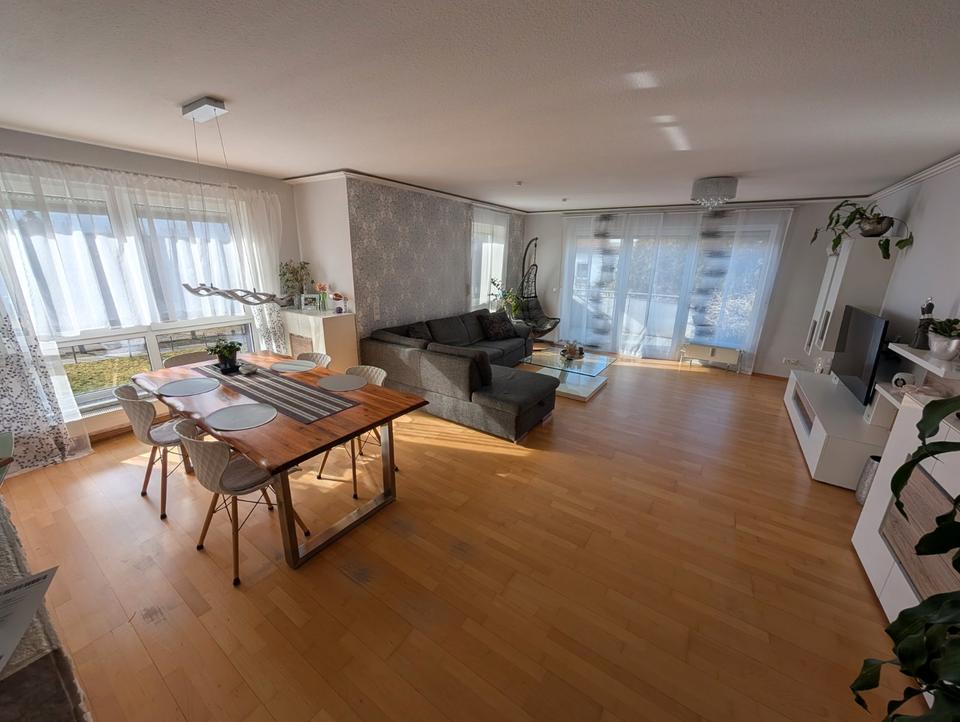Thumbnail-Sonnige und großzügige 4,5-Maisonetten-Wohnung mit toller Aussich