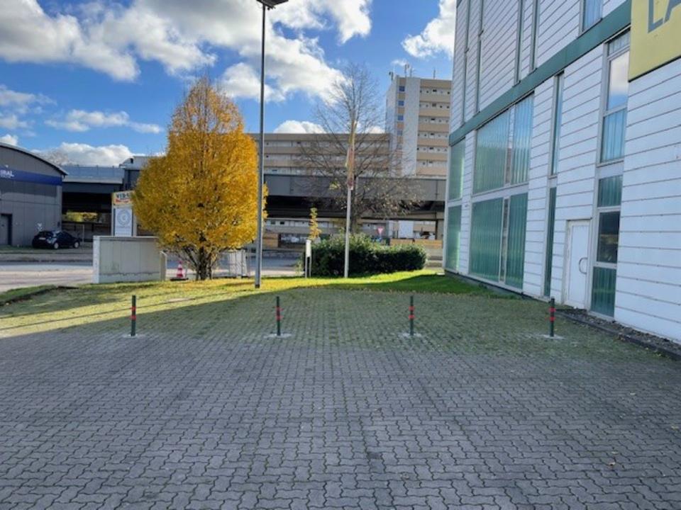Thumbnail-Parkplätze in Hannover zu vermieten – 247 Zugang, videoüberwacht!