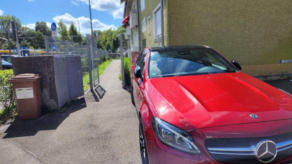Thumbnail-2-Zimmerwohnung in guter Lage in Stuttgart mit Autostellplatz