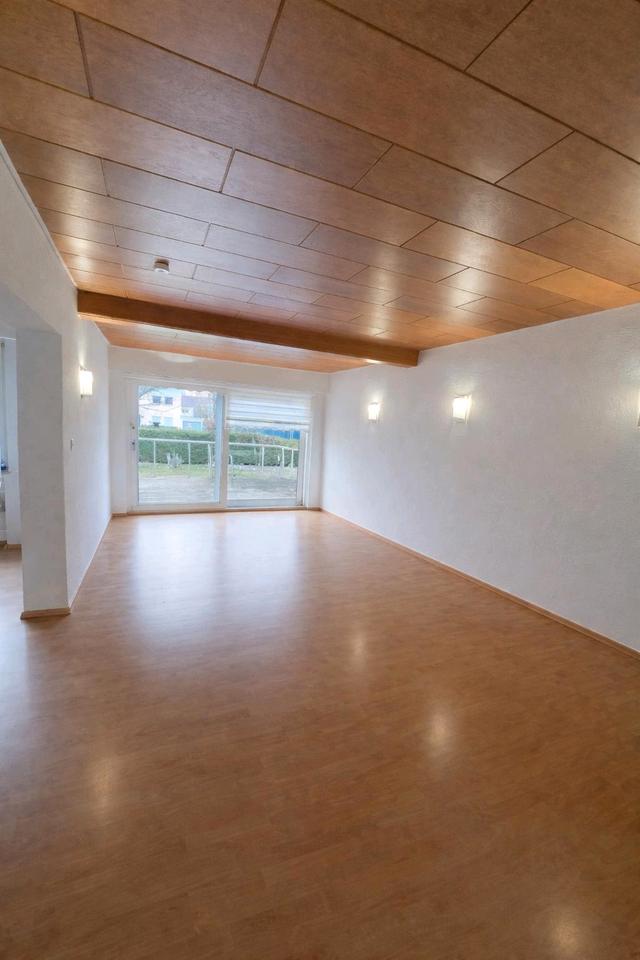 Thumbnail-Reihenendhaus, 7 Zimmer, Garten, Terrasse, Balkon, Garage