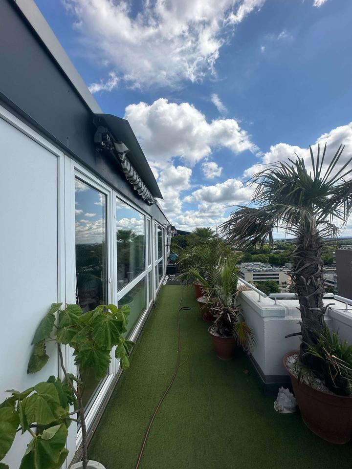 Thumbnail-3Zimmer Wohnung mit Dachterrasse direkt neben dem Rhein-Center! [VAC-18103]