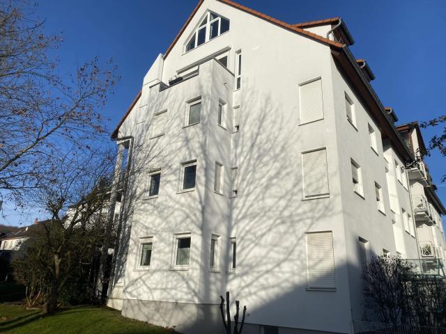 Thumbnail-Attraktive 3-Zimmer-Wohnung in Butzbach Kernstadt, Balkon,TG,EBK