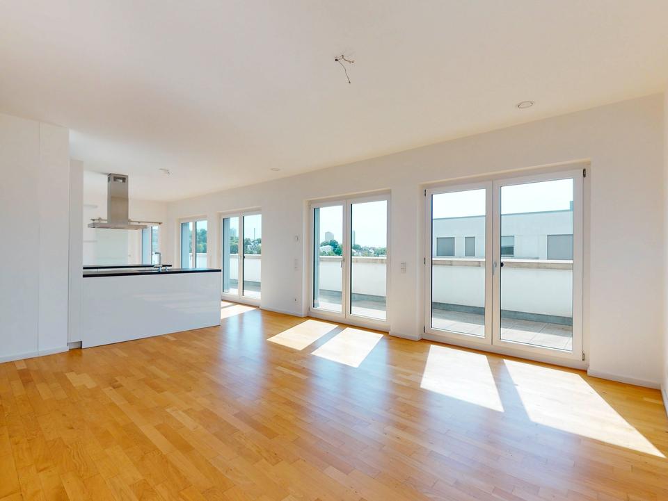 Thumbnail-Palais an den Höfen: Moderne Penthousewohnung mit Dachterrasse und EBK