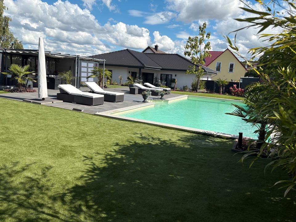 Thumbnail-Bungalow mit Pool und sep. Baugrundstück