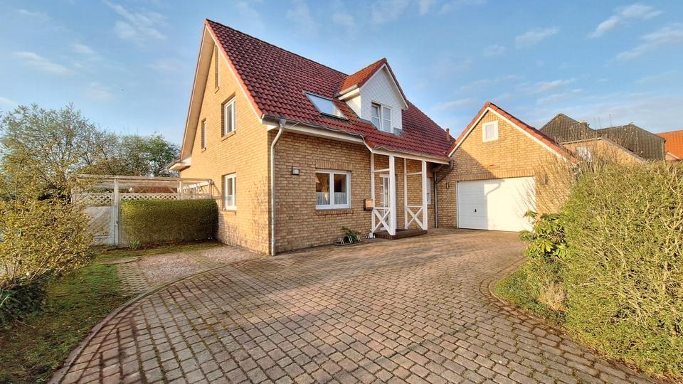Thumbnail-Einfamilienhaus in bevorzugter Lage in Heide