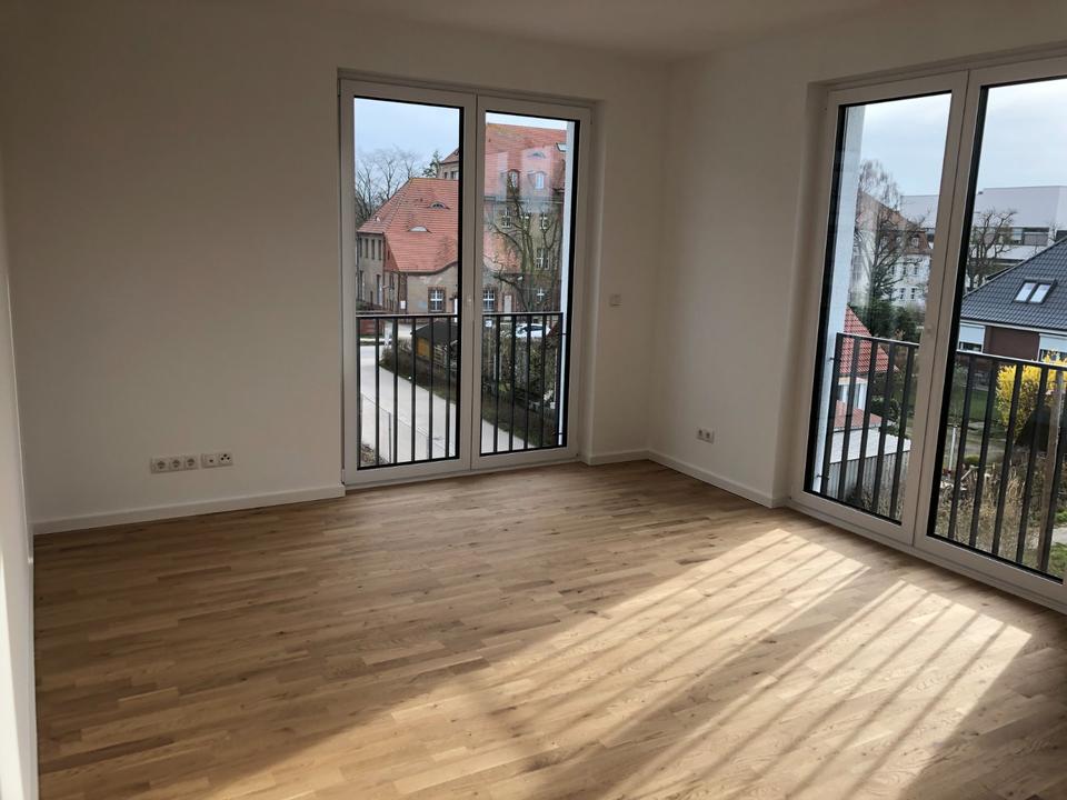 Thumbnail-2 Zimmer Wohnung m. Balkon und Tiefgarage, Südwestlage