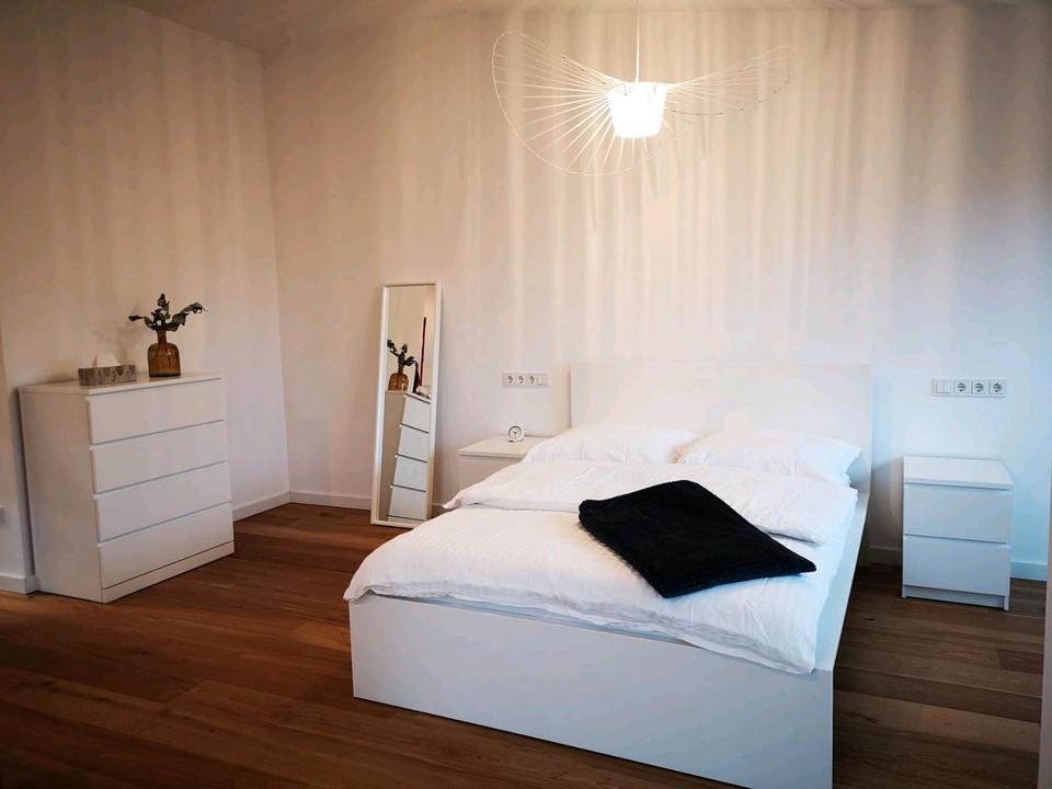 Thumbnail-Modern möbliertes 1-Zimmer-Apartment am Airport 47qm