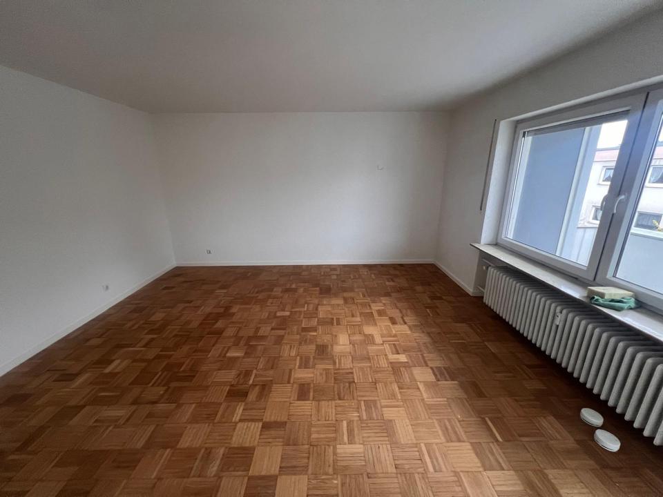 Thumbnail-3 Zimmer Wohnung mit Balkon in Nbg Worzeldorf