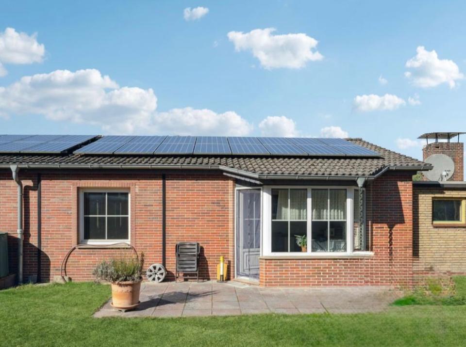 Thumbnail-Charmante 3 Zimmer Wohnung mit Garten und Carport