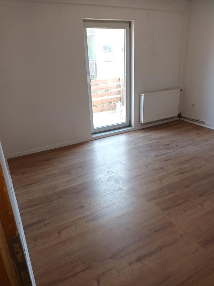 Thumbnail-3 Zimmer Wohnung mit Balkon in Bad Nenndorf zentral