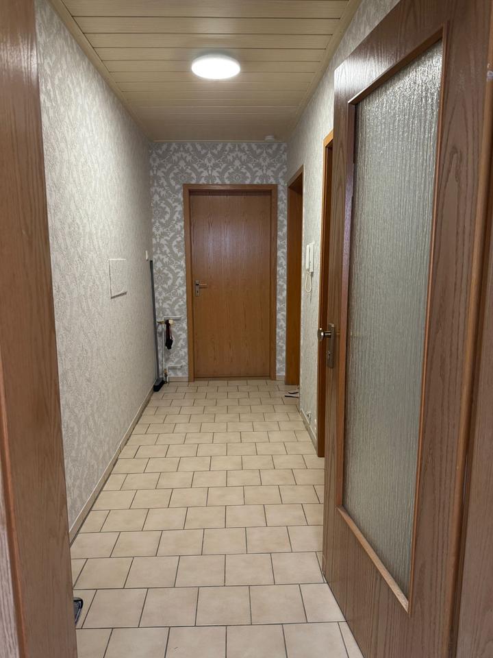 Thumbnail-3-Zimmer-Wohnung mit Balkon & Gartenmitnutzung