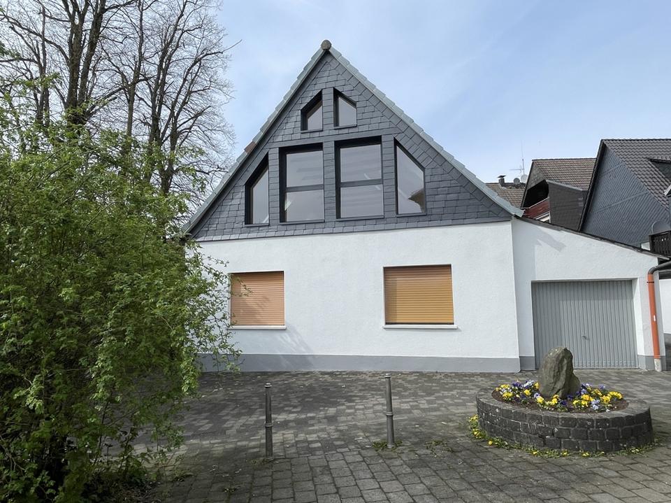 Thumbnail-Stilvoll wohnen mit besonderem Charakter - Einfamilienhaus - Garage - Terrasse -