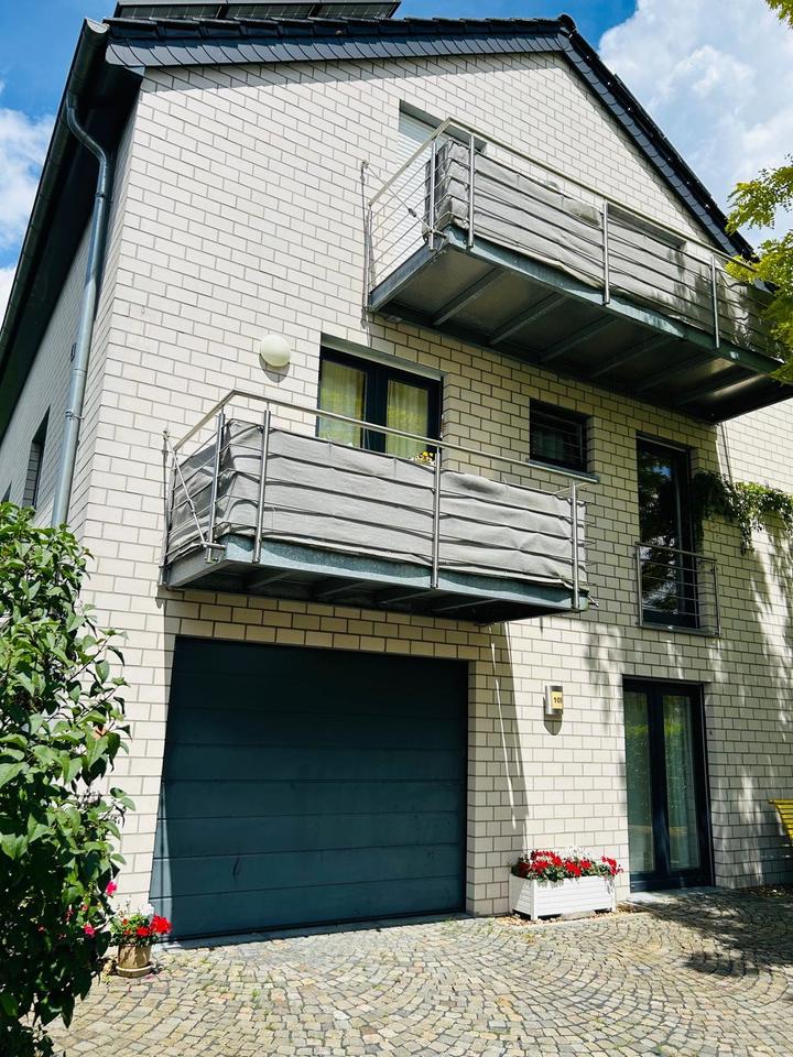 Thumbnail-Großes Einfamilienhaus im Grenzgebiet