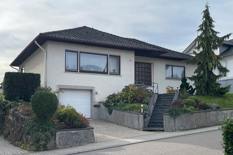 Thumbnail-Bungalow ca. 248 qm Wohn-Nutzfläche