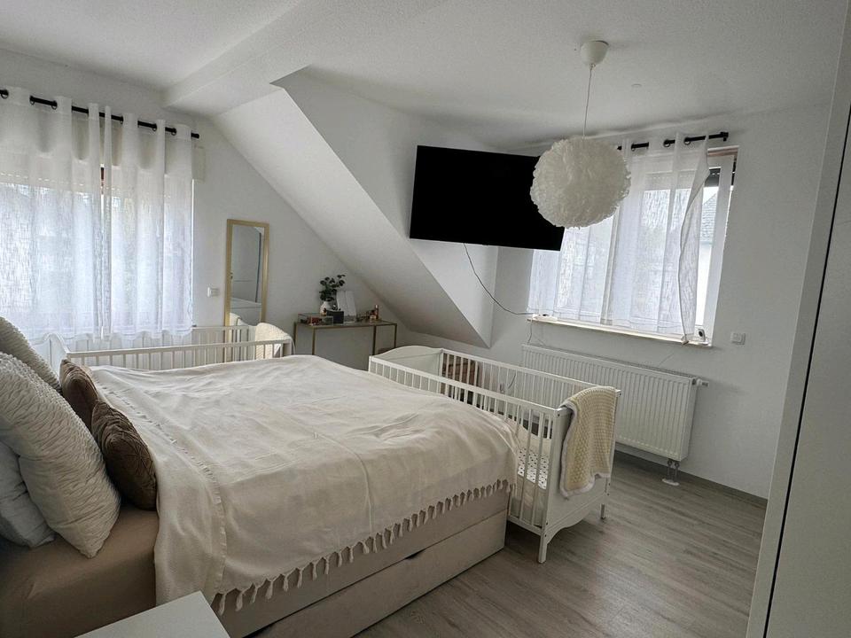 Thumbnail-Schöne 3 ZKB Wohnung mit EBK und Dachterrasse mit Fernsicht