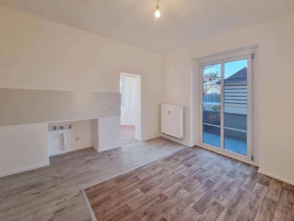 Thumbnail-Ihr neues Zuhause in Dresden-Dobritz! Wir renovieren 2-Zimmer-Wohnung mit Balkon!
