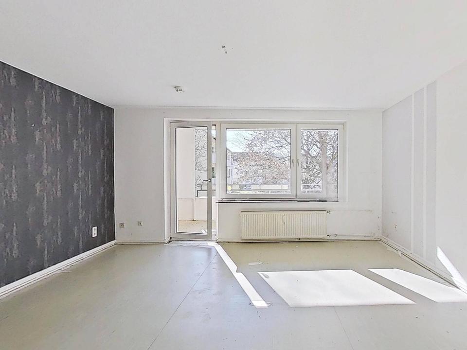 Thumbnail-Gut geschnittene 4-Zimmer-Wohnung mit BALKON und Wannenbad