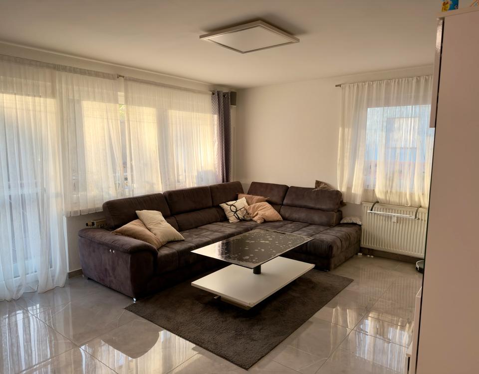 Thumbnail-Helle 3,5 Zimmer Wohnung