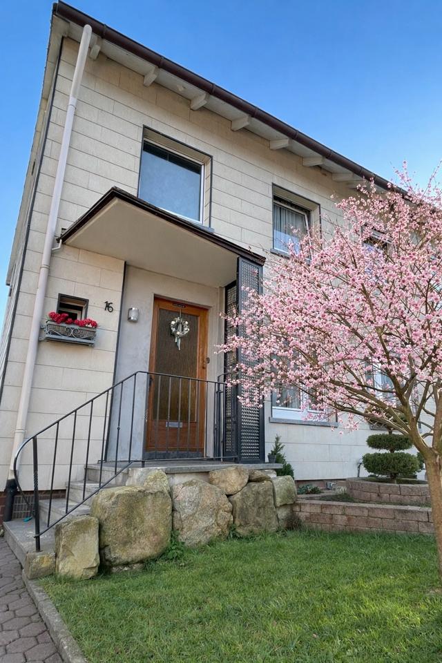 Thumbnail-Wunderschönes Reihenendhaus