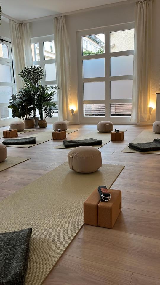 Thumbnail-Studio für Yoga, Eltern-Kind-Kurse, Meditation, Workshops etc.
