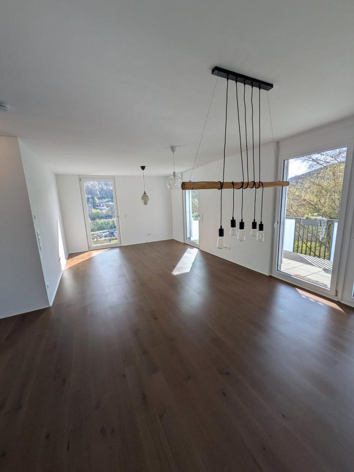 Thumbnail-Privatverkauf außergewöhnliche, barrierefreie 4,5-Zimmer-Wohnung