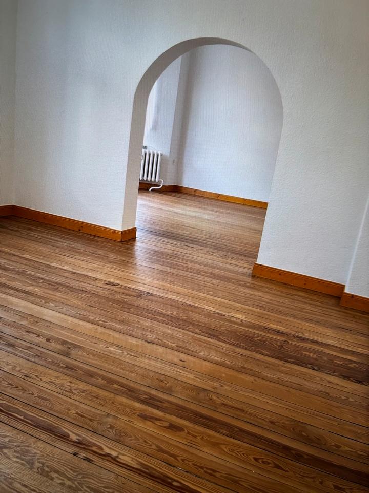 Thumbnail-Individuelle Wohnung auf tollem Grundstück zu vermieten