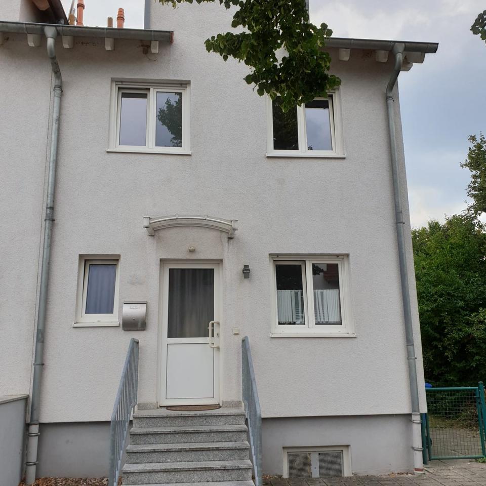 Thumbnail-Reiheneckhaus in attraktiver Lage