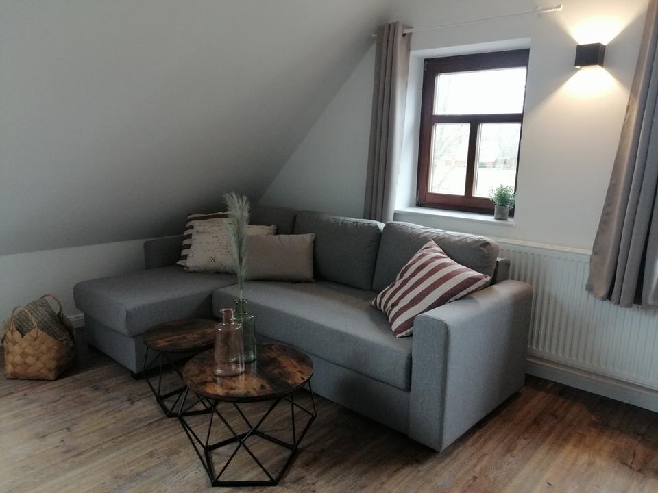 Thumbnail-Möbliertes ApartmentEinliegerwohnung ab 0826 - Ideal für Single