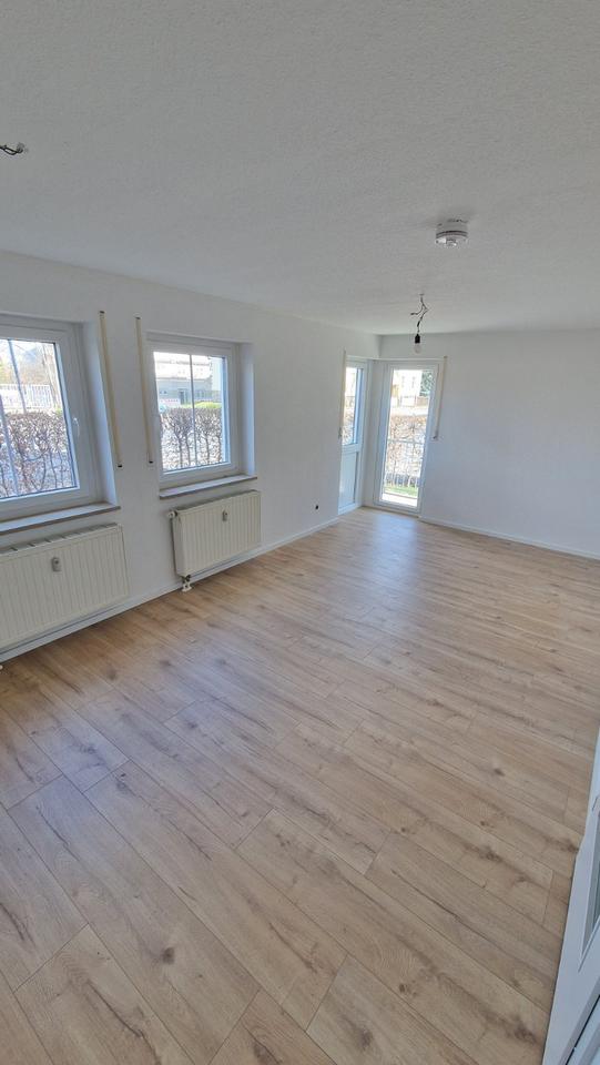 Thumbnail-Helle und freundliche 2- Raum Wohnung, frisch saniert!