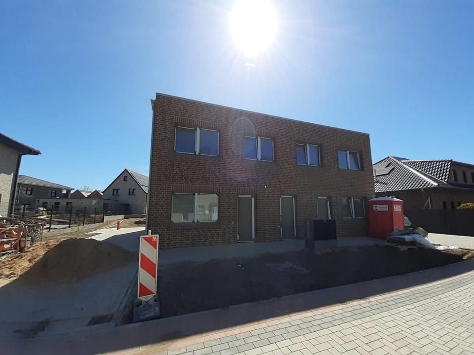 Thumbnail-DHH in Steinfeld zu vermieten (Neubau links)