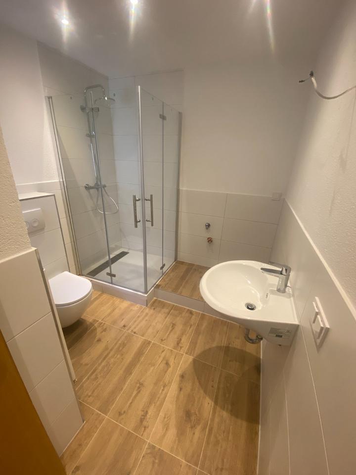 Thumbnail-2-Zimmer-Wohnung Stadtzentrum 98qm TOP Bad *Terrasse* Loggia und offene Küche