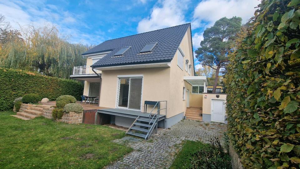 Thumbnail-Einfamilienhaus in Berlin Reinickendorf- Waidmannslust VON PRIVAT