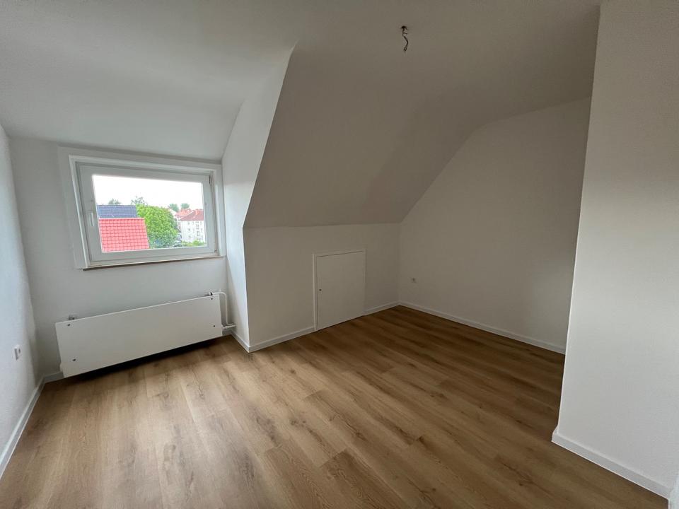 Thumbnail-Renovierte Dachgeschosswohnung im Zentrum von Detmold