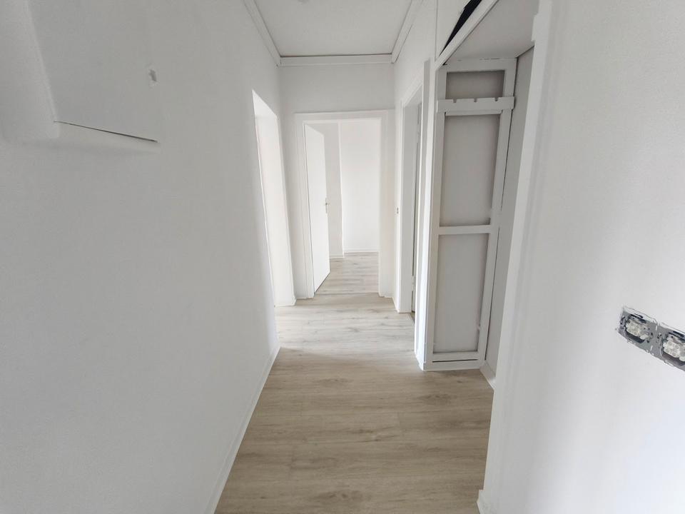Thumbnail-Frisch renovierte Dreiraumwohnung mit Balkon!
