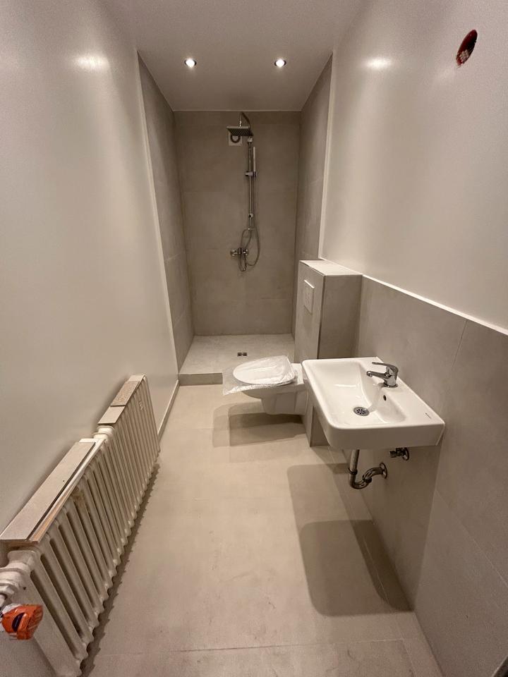 Thumbnail-***Kernsanierte 2-Zimmer-Wohnung mit Einbauküche und Terrasse in Wuppertal***