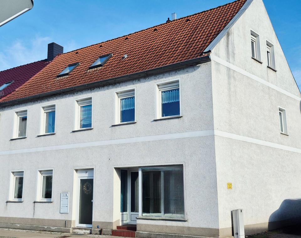 Thumbnail-Geräumiges Zweifamilienhaus mit Gewerbeeinheit