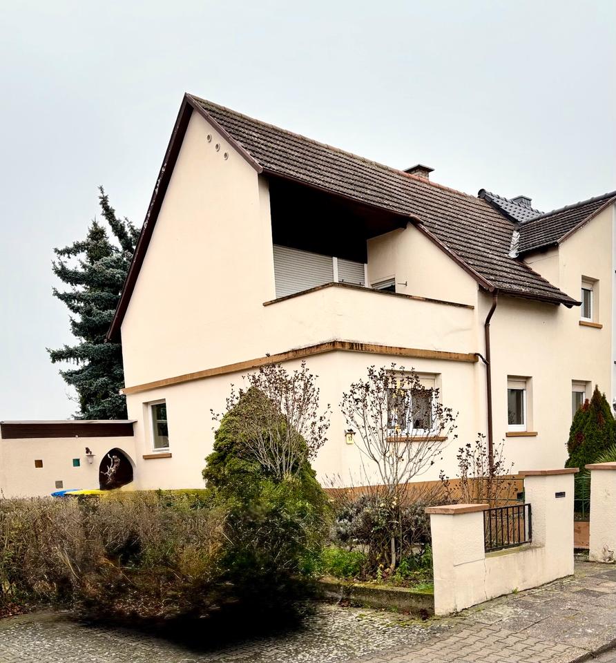 Thumbnail-Haus Doppelhaus in zentraler Lage in Alzey ab 03.01.2026