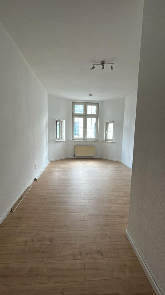 Thumbnail-++ renovierte 2-Zimmer-Wohnung in Mühlhausen mit Einbauküche ++