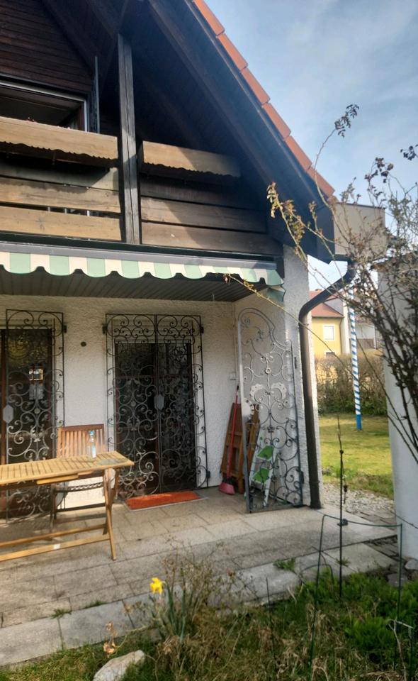 Thumbnail-ein oder zwei Zimmer in Doppelhaushälfte