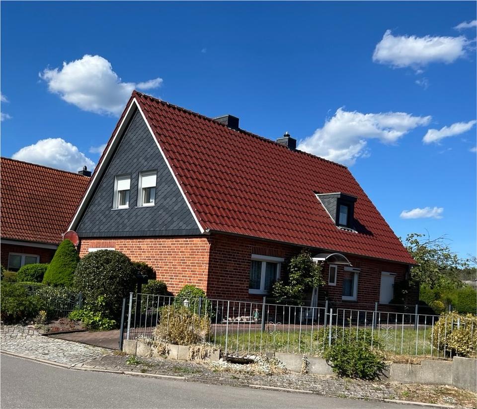 Thumbnail-Einfamilienhaus mit großem Garten