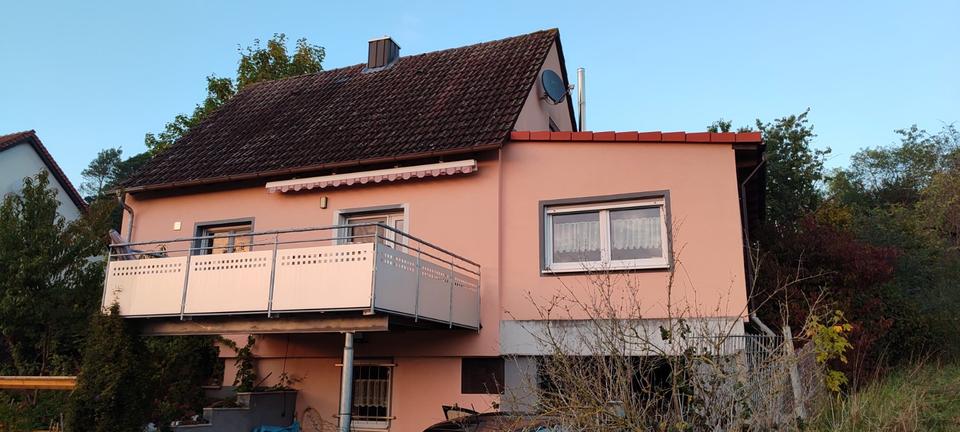 Thumbnail-Freistehendes Einfamilienhaus mit großem Garten – ruhige Wohnlage