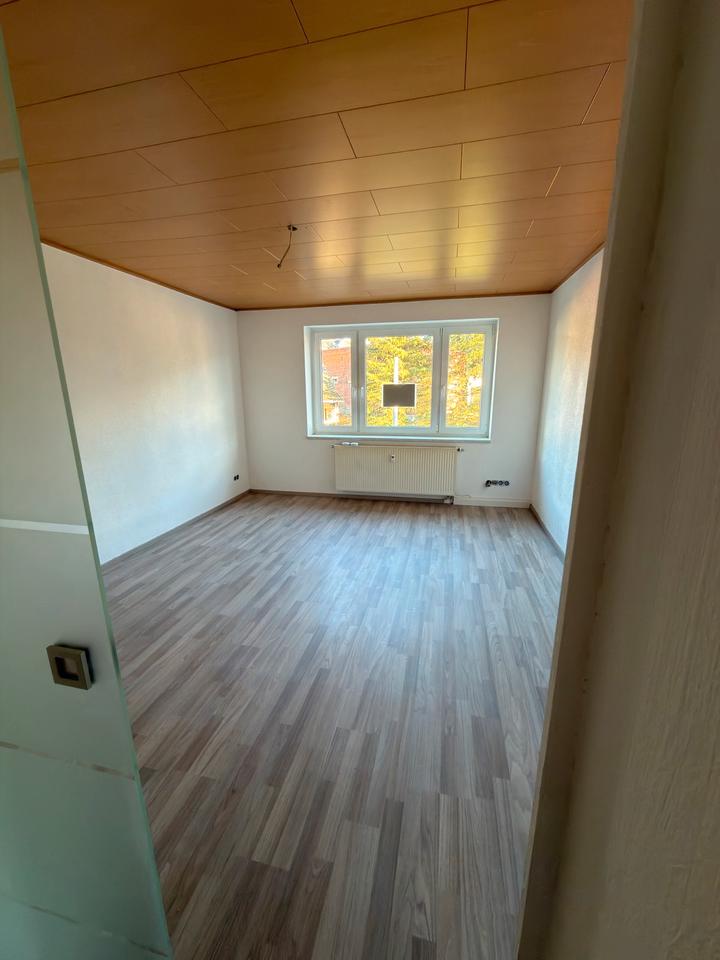 Thumbnail-Frisch renovierte 3-Zimmer-Wohnung in Erlbach bei Markneukirchen