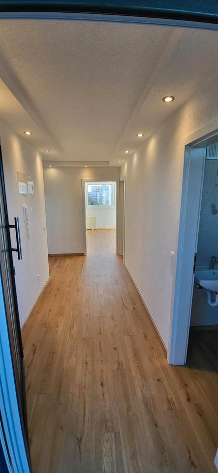 Thumbnail-Renovierte, Lichtdurchflutete 3,5 Zimmerwohnung in Stuttgart