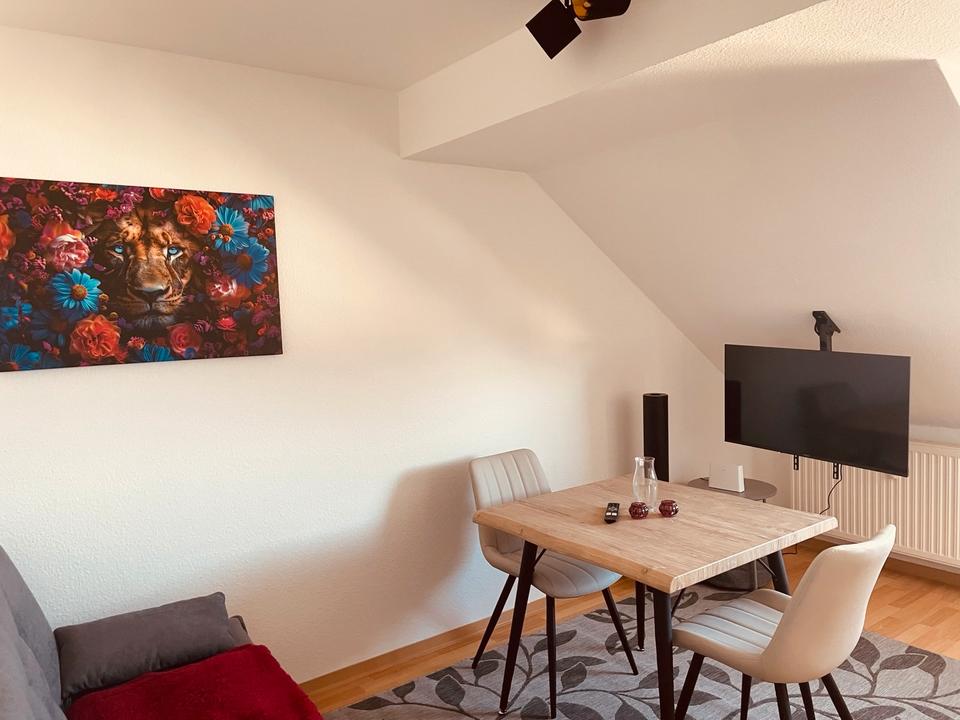 Thumbnail-Möblierte 3 Zimmer Wohnung Hildesheimer Straße