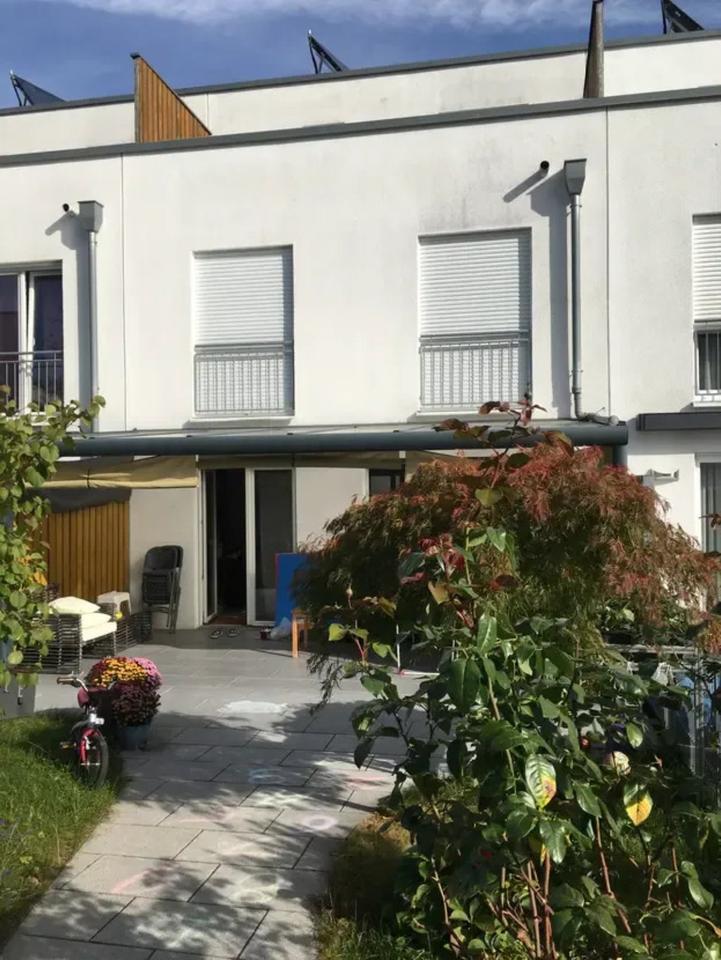 Thumbnail-Attraktives Reihenhaus mit gehobener Innenausstattung in Neuss